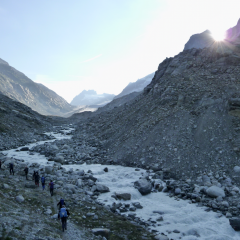 Otemma glacier approach