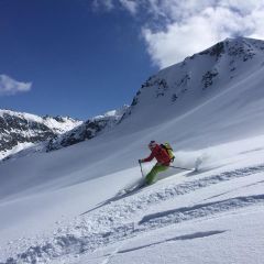 backcountry skiing Tour du Mont Blanc