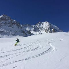 backcountry skiing Tour du Mont Blanc
